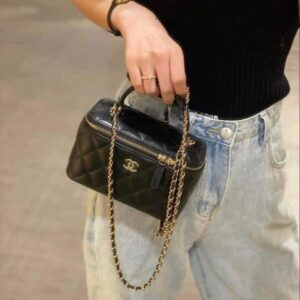 ✨ Chanel Vanity Top Handle Bag – Classic Luxury Redefined